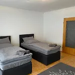 アパート Parkplaetze, Einzelbetten, 2 Tvs, Balkon, Terrasse, Fast Wi-fi Bis Zu 1000 Mbit, Homeoffice Rodenbach