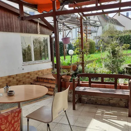 Parkplaetze, Einzelbetten, 2 Tvs, Balkon, Terrasse, Fast Wi-fi Bis Zu 1000 Mbit, Homeoffice