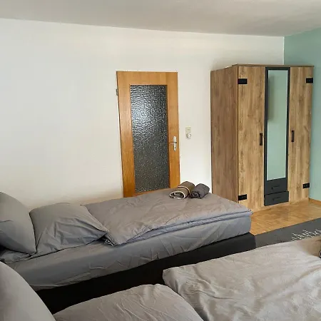 Parkplaetze, Einzelbetten, 2 Tvs, Balkon, Terrasse, Fast Wi-fi Bis Zu 1000 Mbit, Homeoffice