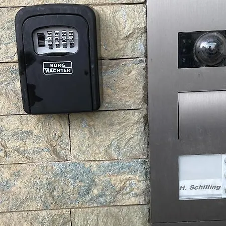 Parkplaetze, Einzelbetten, 2 Tvs, Balkon, Terrasse, Fast Wi-fi Bis Zu 1000 Mbit, Homeoffice * رودنباخ