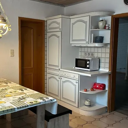 Parkplaetze, Einzelbetten, 2 Tvs, Balkon, Terrasse, Fast Wi-fi Bis Zu 1000 Mbit, Homeoffice * رودنباخ