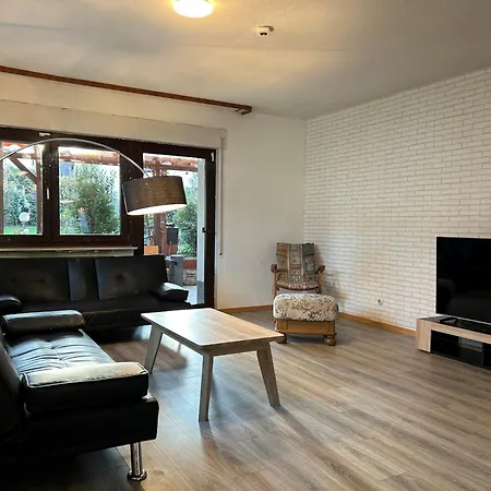Parkplaetze, Einzelbetten, 2 Tvs, Balkon, Terrasse, Fast Wi-fi Bis Zu 1000 Mbit, Homeoffice Rodenbach