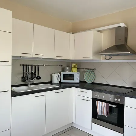 Parkplaetze, Einzelbetten, 2 Tvs, Balkon, Terrasse, Fast Wi-fi Bis Zu 1000 Mbit, Homeoffice رودنباخ