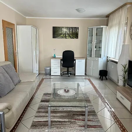 شقة Parkplaetze, Einzelbetten, 2 Tvs, Balkon, Terrasse, Fast Wi-fi Bis Zu 1000 Mbit, Homeoffice رودنباخ