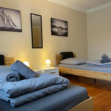 Parkplaetze, Einzelbetten, 2 Tvs, Balkon, Terrasse, Fast Wi-fi Bis Zu 1000 Mbit, Homeoffice