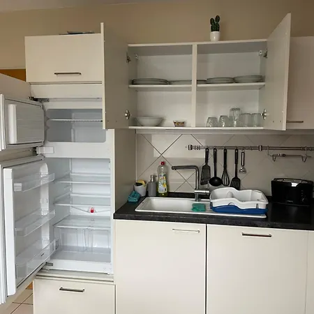 Parkplaetze, Einzelbetten, 2 Tvs, Balkon, Terrasse, Fast Wi-fi Bis Zu 1000 Mbit, Homeoffice Apartmán *