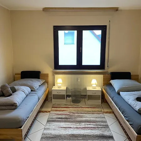 Parkplaetze, Einzelbetten, 2 Tvs, Balkon, Terrasse, Fast Wi-fi Bis Zu 1000 Mbit, Homeoffice Rodenbach (Main-Kinzig)